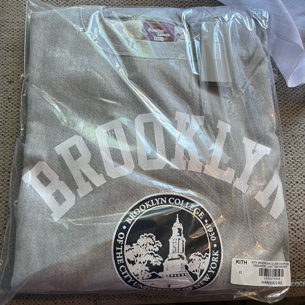 KITH X CUNY BROOKLYN COLLEGE CREW NECK SWEATER GRAY XL